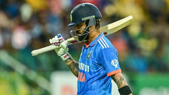 Karthik's candid perspective on Virat Kohli's challenges against spin in Sri Lanka series: 'Can't make excuses for him, however...'