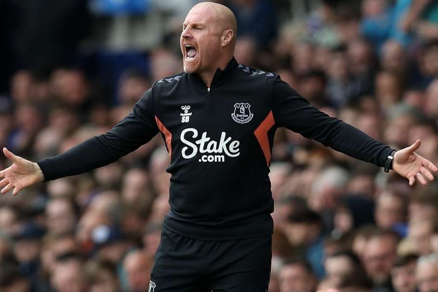 Dyche reflects on consecutive losses: Everton's uncertain future