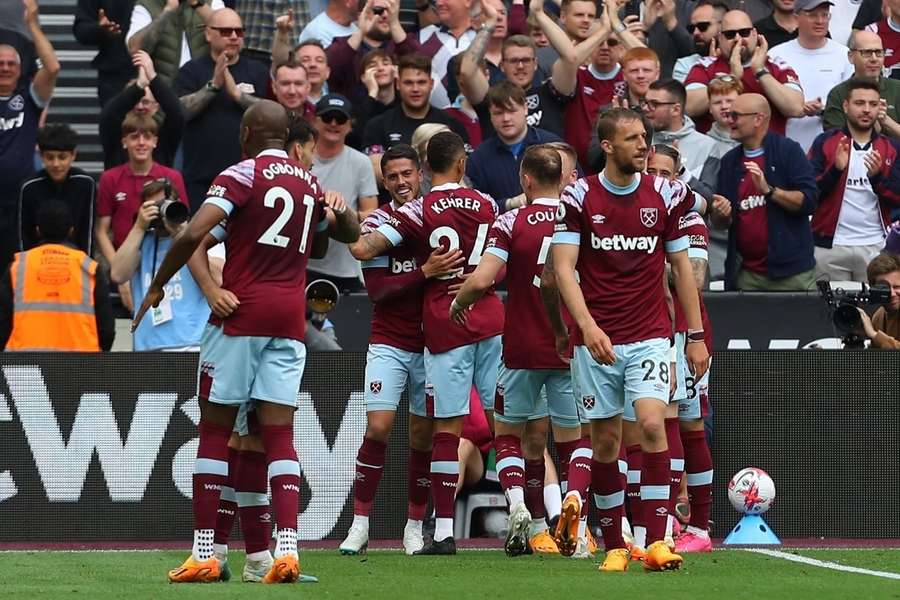 TRANSFER COMPLETE: West Ham defender Zouma signs for Al Oroboah