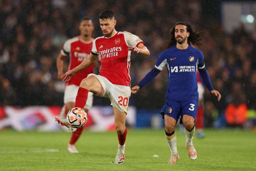 Galatasaray Looks to Secure Deal for Arsenal Midfielder Jorginho