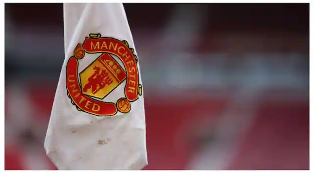 Manchester United continues to report financial losses for the fifth consecutive year