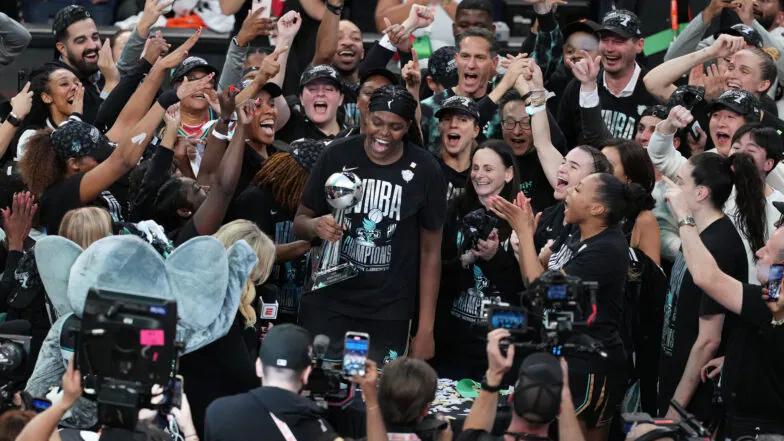 New York Liberty Makes History with First WNBA Championship Victory, Defeats Lynx in Thrilling Overtime Battle