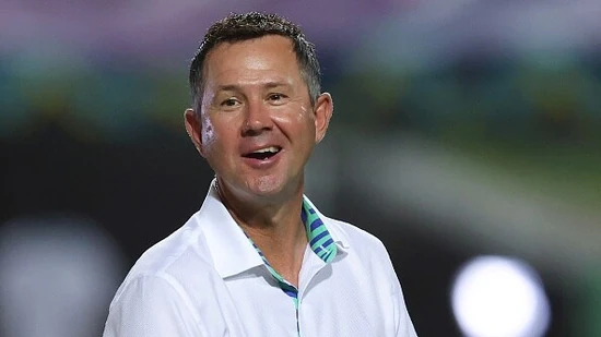 Ricky Ponting delivers crushing blow to India, declaring Aussies clear favorites to win Test series