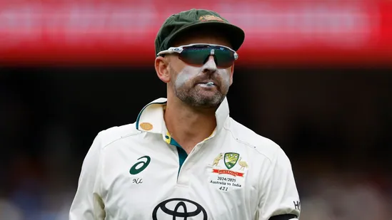 Nathan Lyon takes responsibility for Adelaide Test's unusual floodlights incident